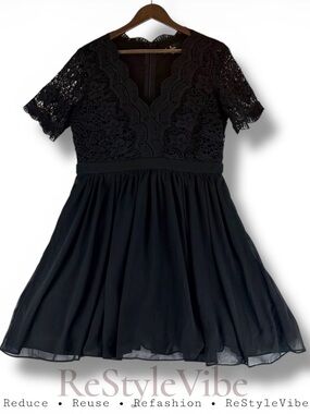 LULUS Women’s Size XL Dress Mini Lace Detailing Chiffon Short Sleeve V-Neckline